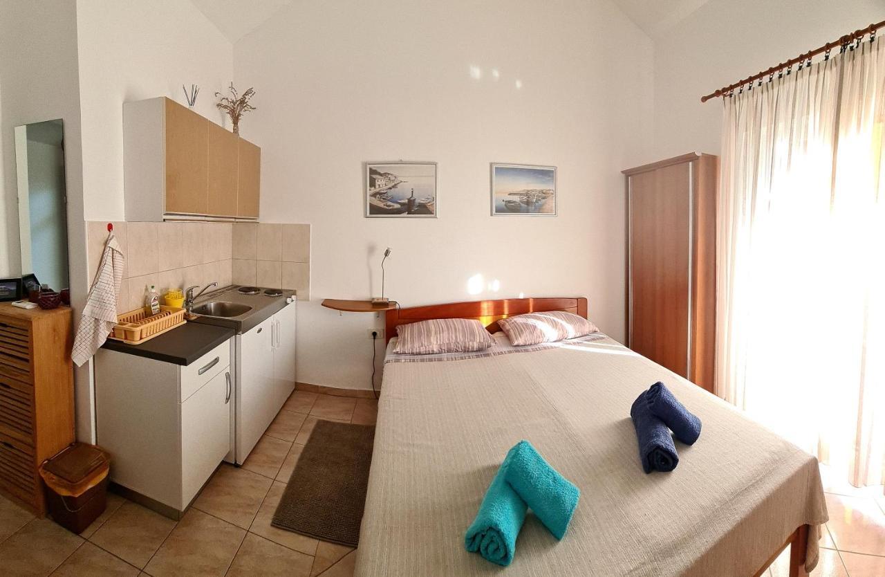 Studio Apartman Stara Baška Kültér fotó