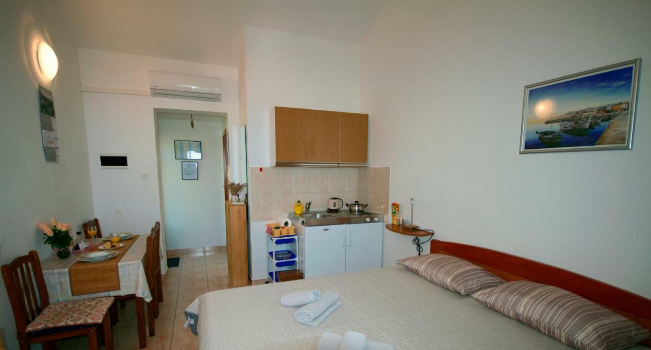 Studio Apartman Stara Baška Kültér fotó