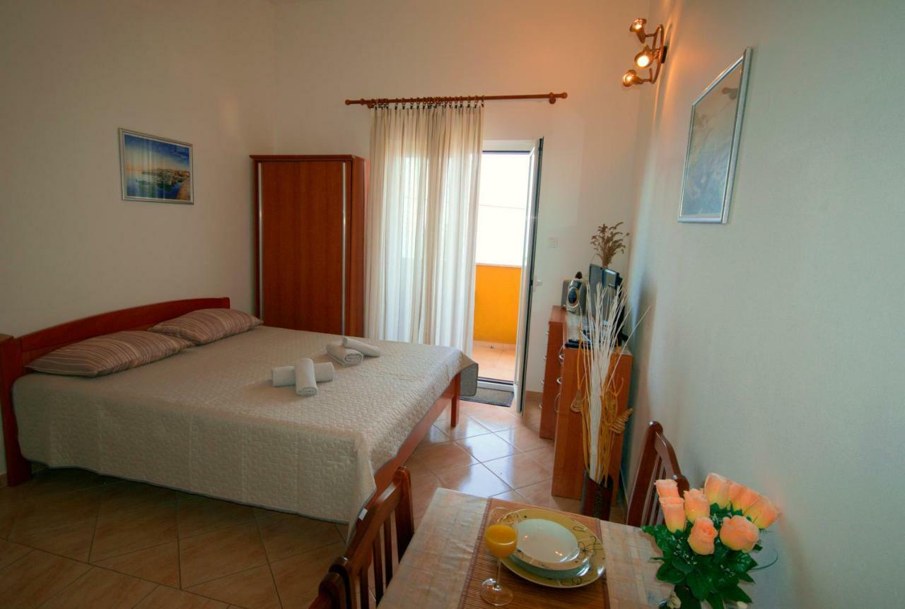 Studio Apartman Stara Baška Kültér fotó